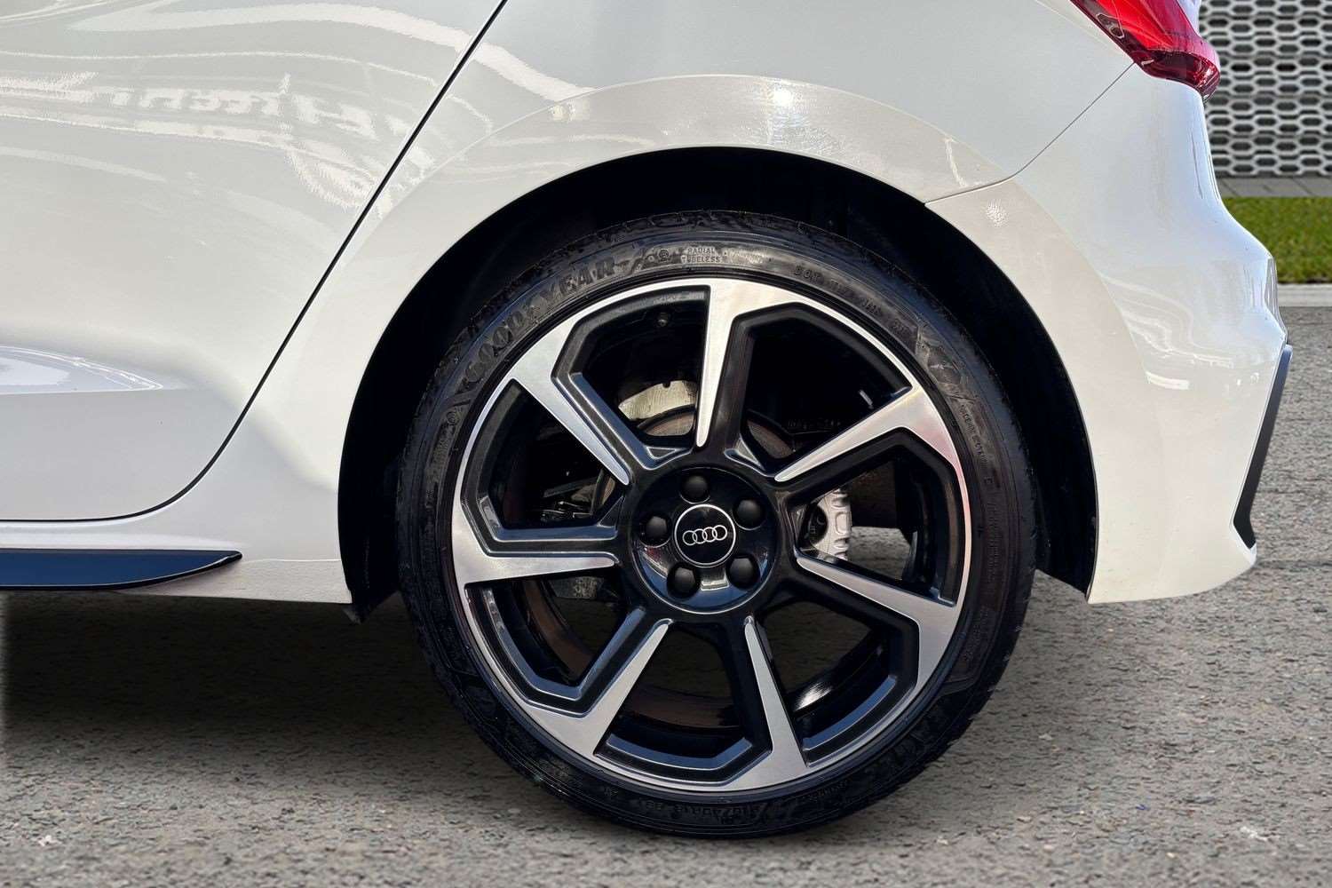 Used Audi A1 2023 for sale - 76789256: Photo 9