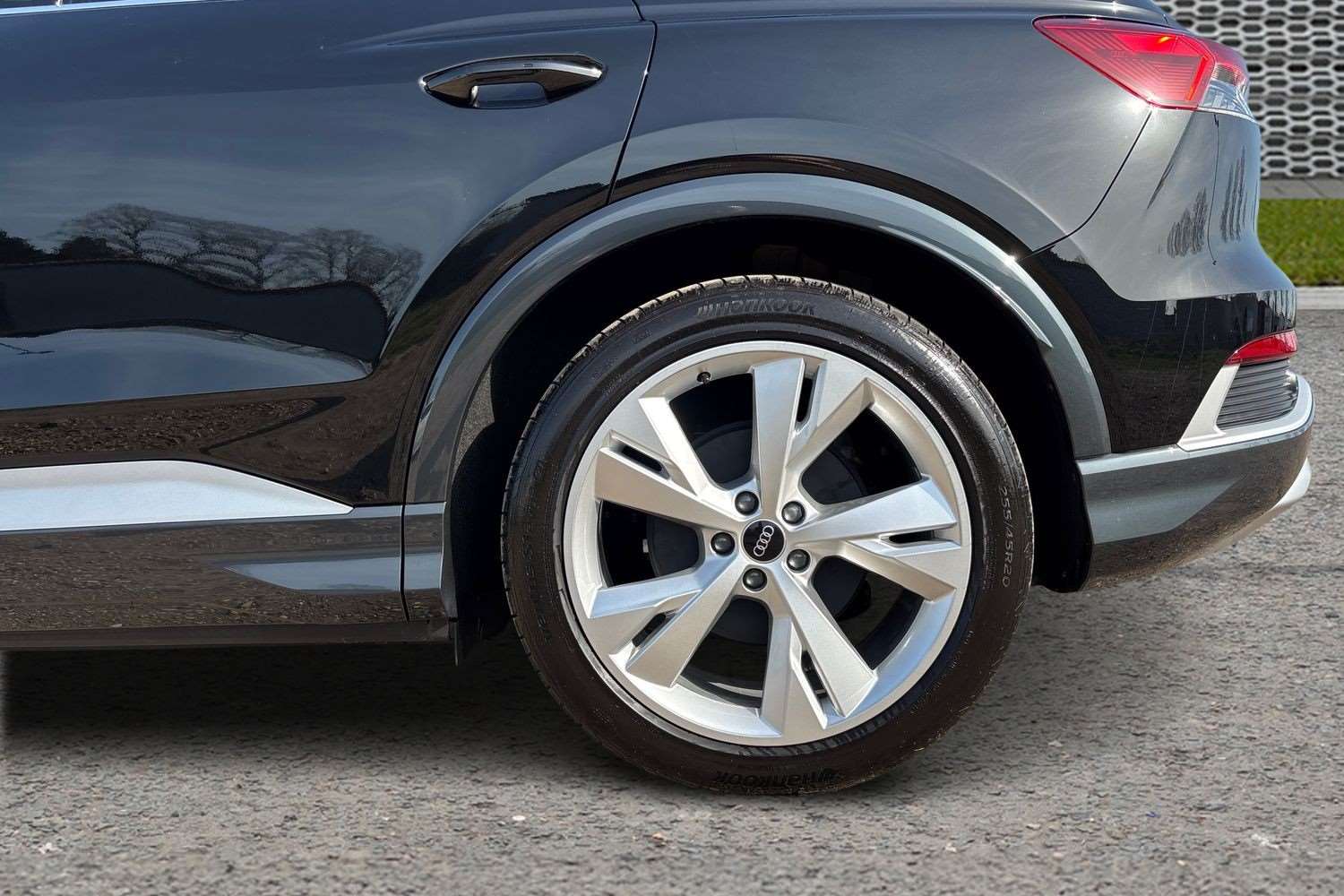 Used Audi Q4 e-tron 2026 for sale - 78173786: Photo 10