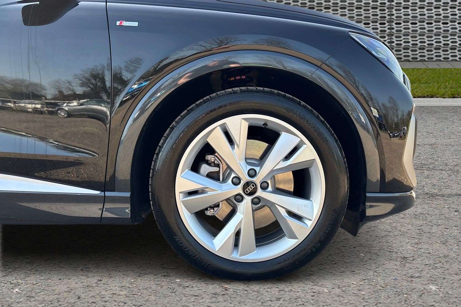 Used Audi Q4 e-tron 2026 for sale - 78173786: Photo 5