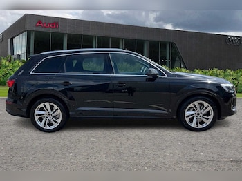 Used Audi Q7 2025 for sale - 76218440: Photo 4