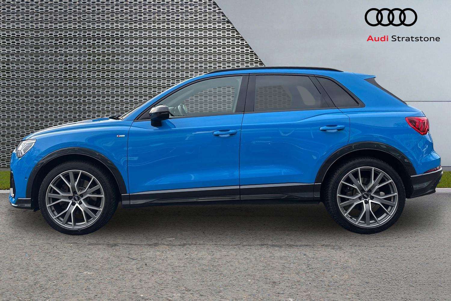 Used Audi Q3 2020 for sale - 77628125: Photo 8
