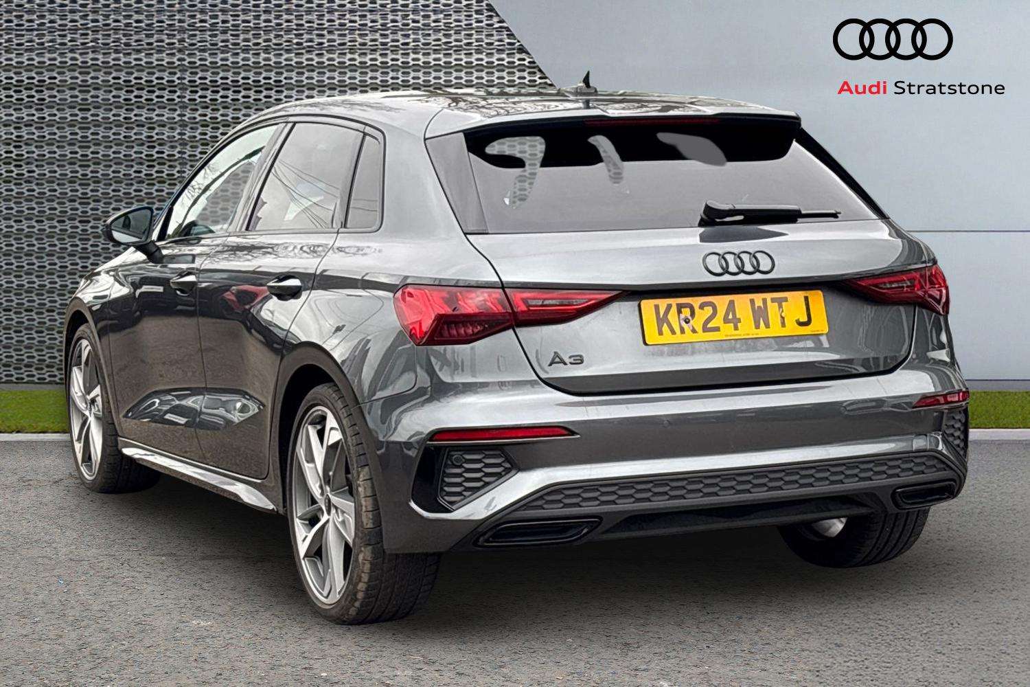 Used Audi A3 2024 for sale - 78010089: Photo 3