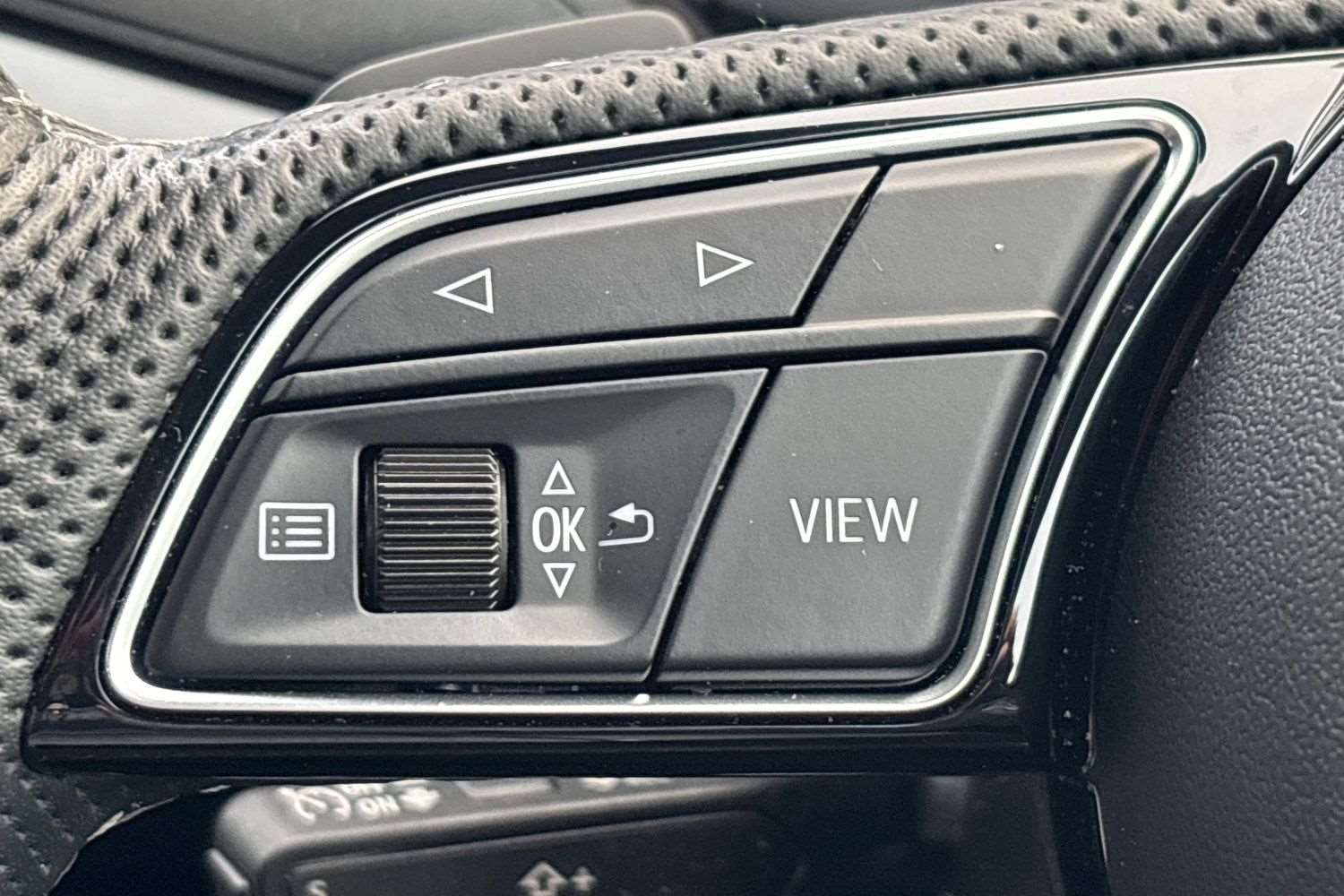 Used Audi A4 2023 for sale - 77123449: Photo 16