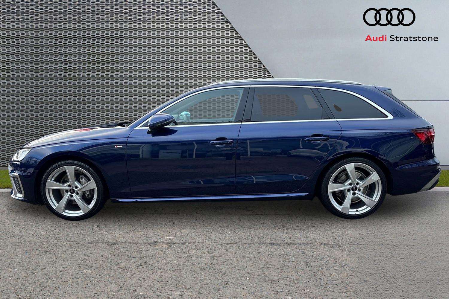 Used Audi A4 2023 for sale - 77123449: Photo 8