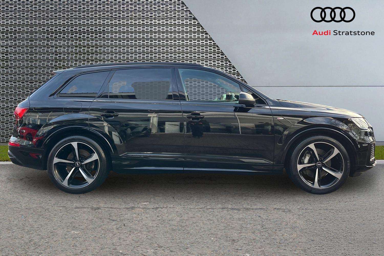 Used Audi Q7 2021 for sale - 77032203: Photo 4