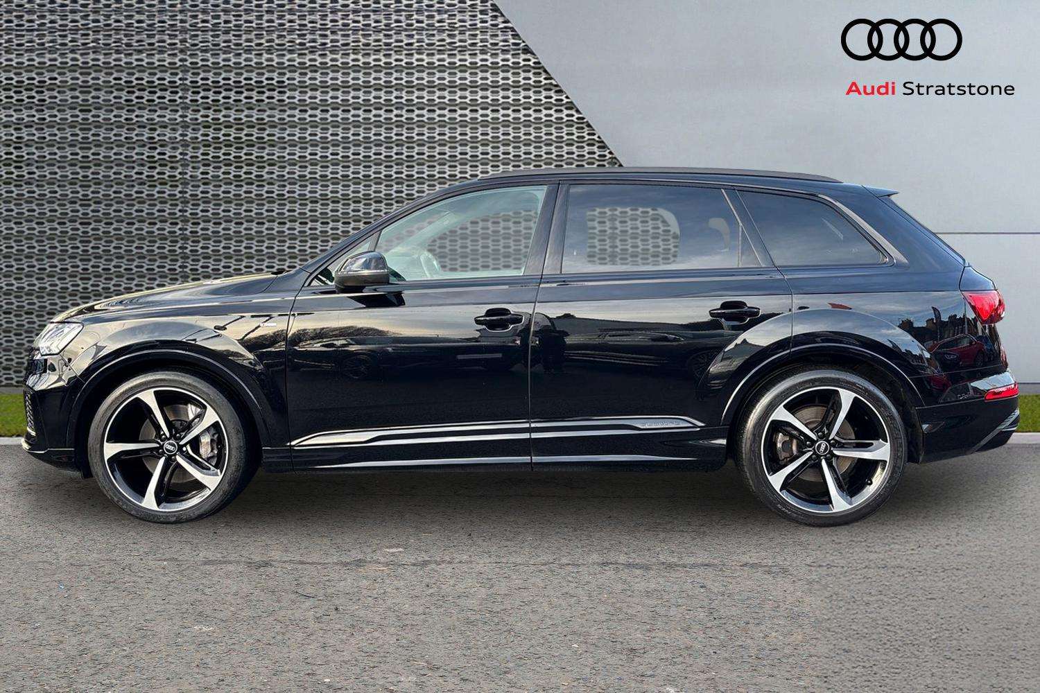 Used Audi Q7 2021 for sale - 77032203: Photo 8