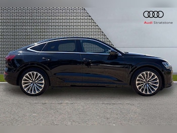 Used Audi Q8 2024 for sale - 79391053: Photo