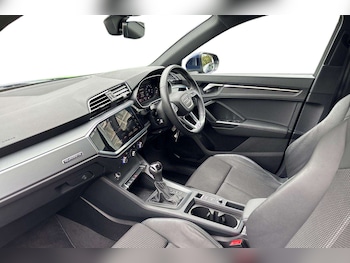 Used Audi Q3 2023 for sale - 78419937: Photo