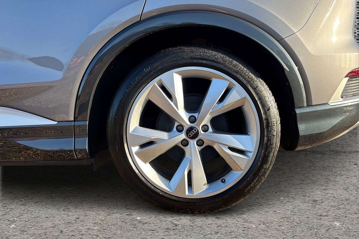 Used Audi Q4 e-tron 2023 for sale - 76789393: Photo 10