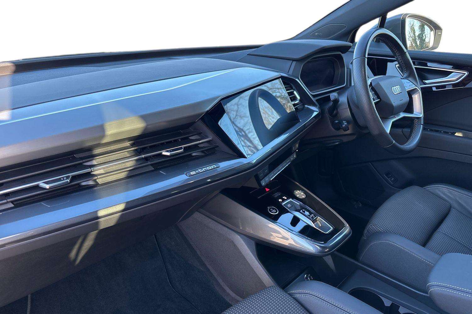 Used Audi Q4 e-tron 2023 for sale - 76789393: Photo 2