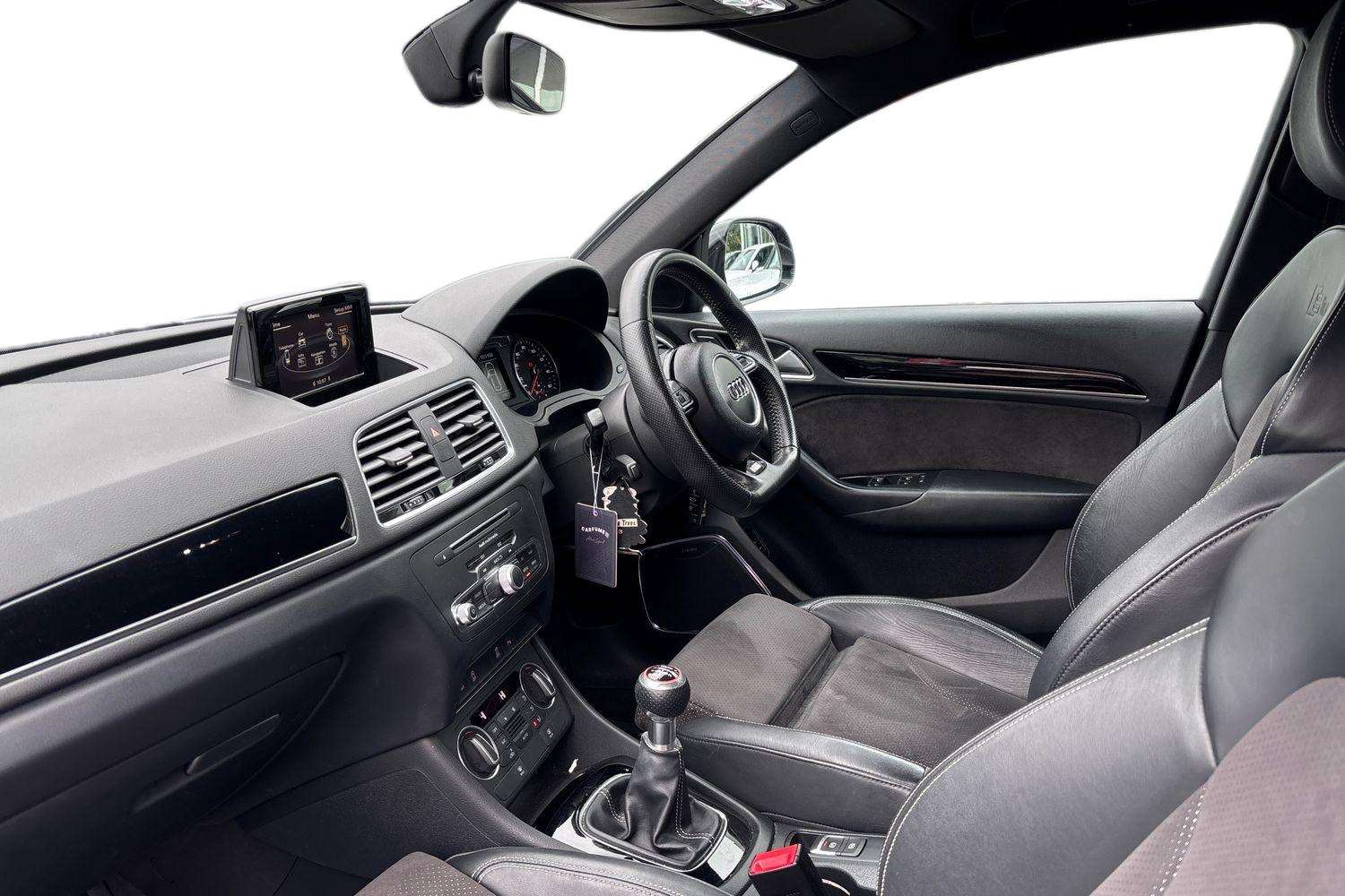 Used Audi Q3 2018 for sale - 78010520: Photo 2