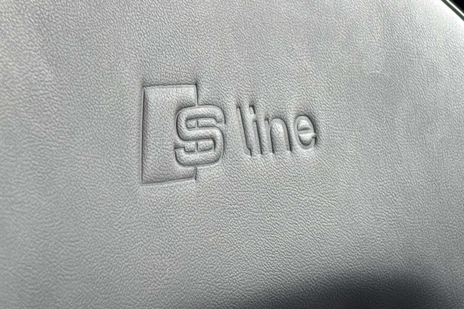 Used Audi Q3 2018 for sale - 78010520: Photo 32