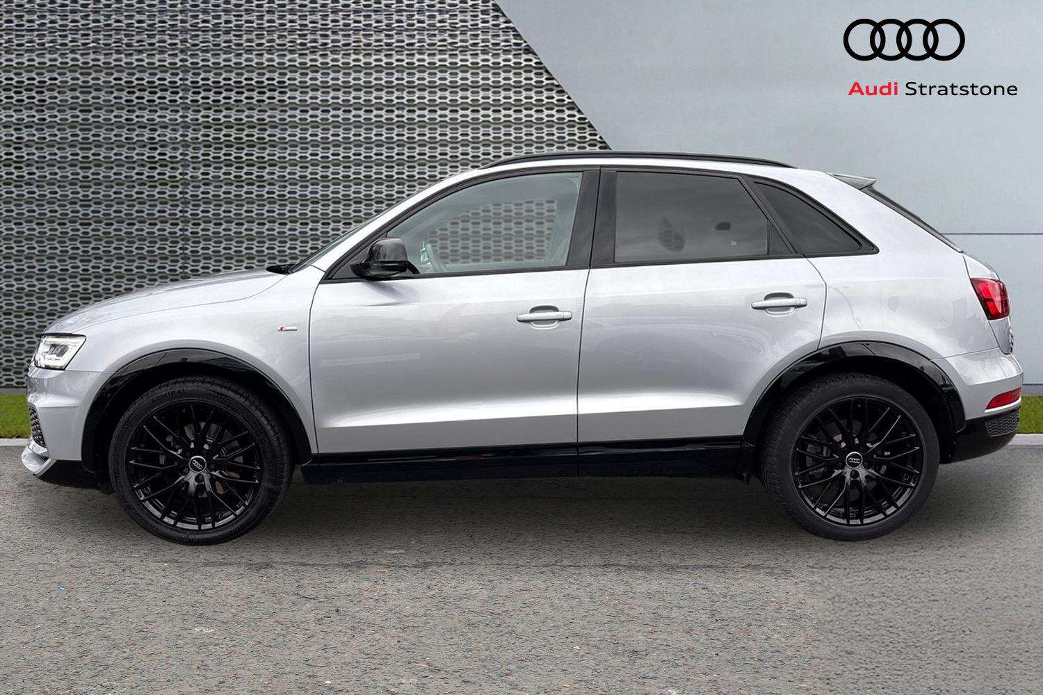 Used Audi Q3 2018 for sale - 78010520: Photo 8