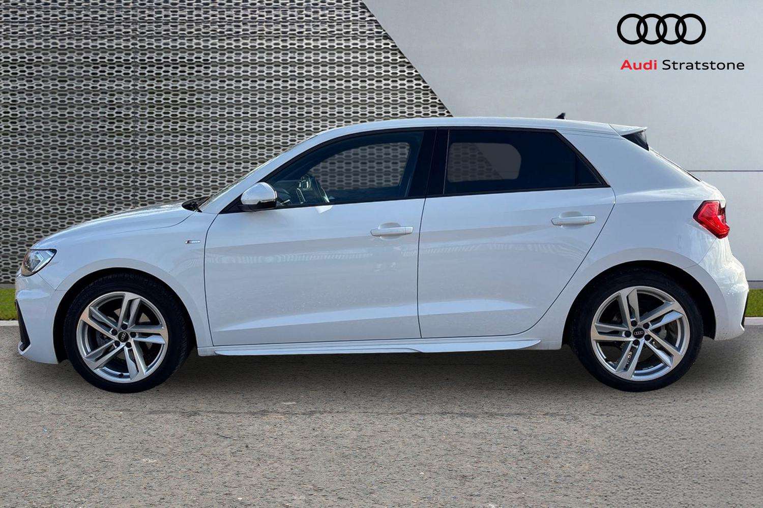 Used Audi A1 2022 for sale - 76475873: Photo 8