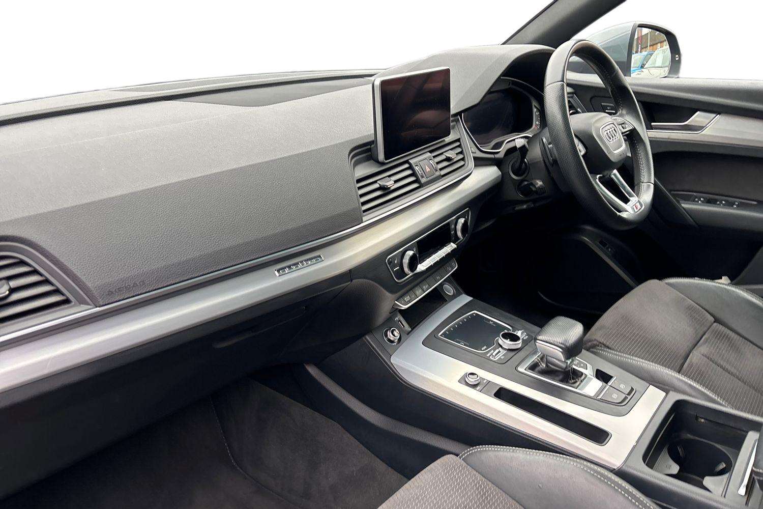 Used Audi Q5 2019 for sale - 77787108: Photo 2