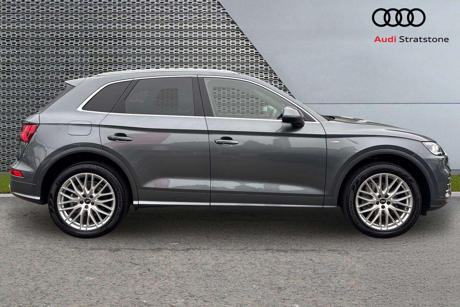 Used Audi Q5 2019 for sale - 77787108: Photo 4