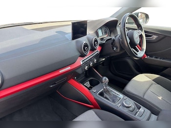 Used Audi Q2 2017 for sale - 78978978: Photo