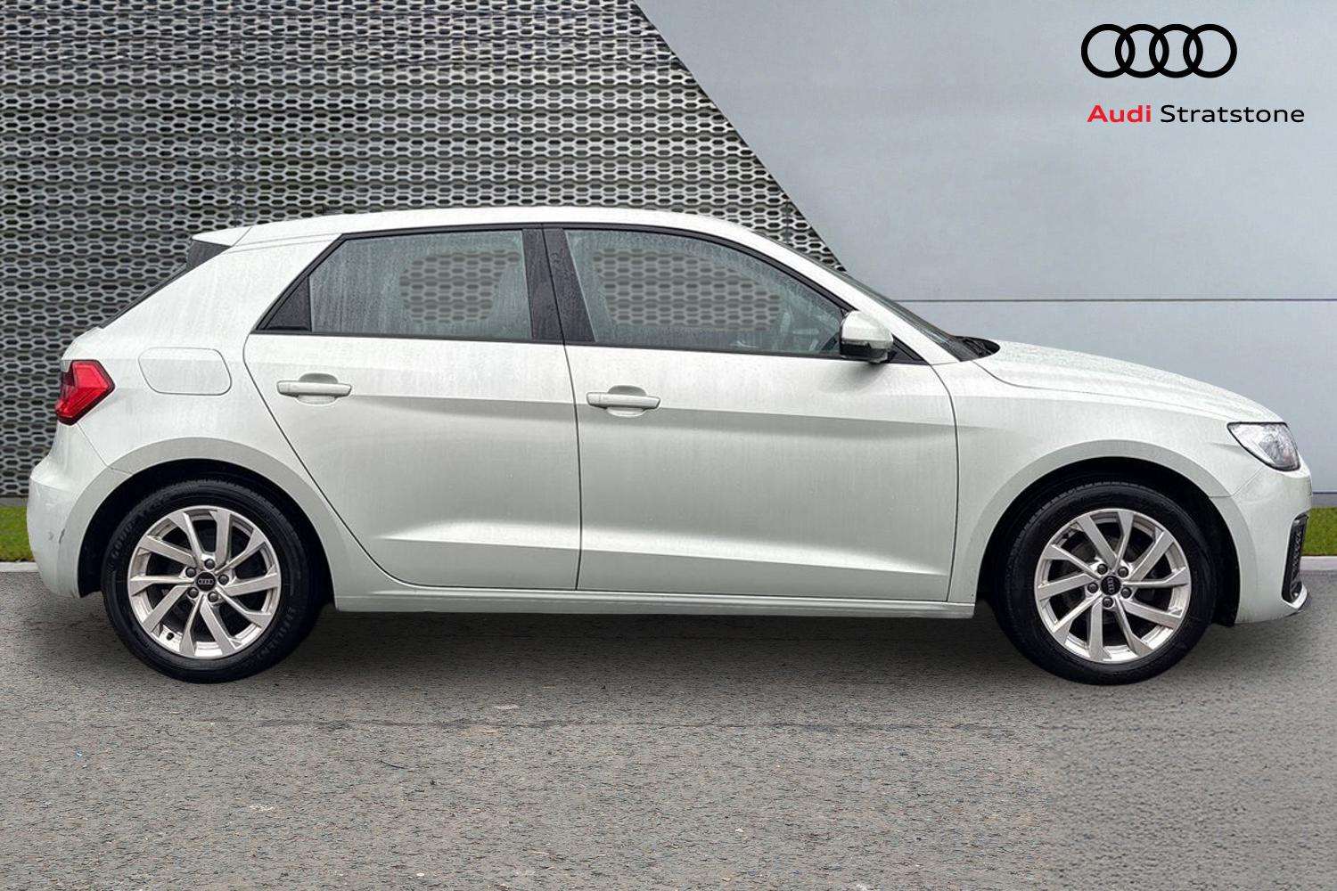 Used Audi A1 2023 for sale - 77134717: Photo 4