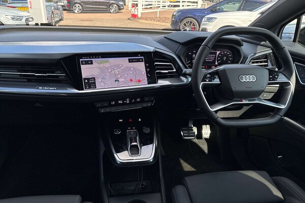 Used Audi Q4 e-tron 2025 for sale - 75496621: Photo 11