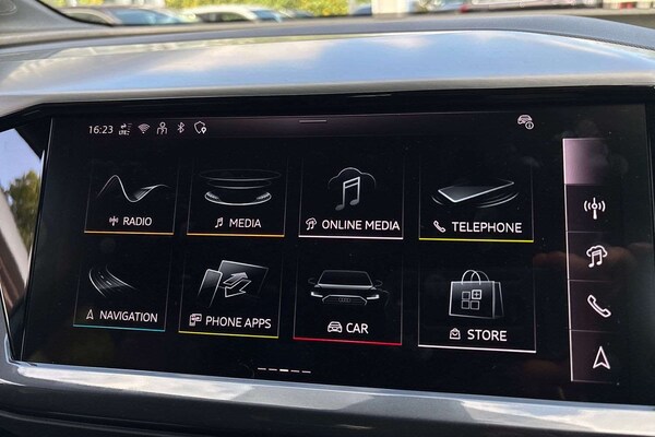 Used Audi Q4 e-tron 2025 for sale - 75496621: Photo 13
