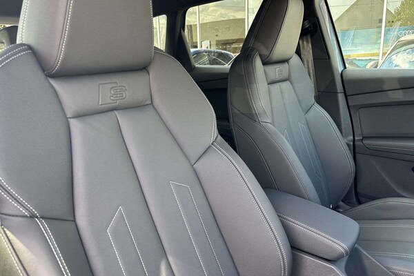 Used Audi Q4 e-tron 2025 for sale - 75496621: Photo 18
