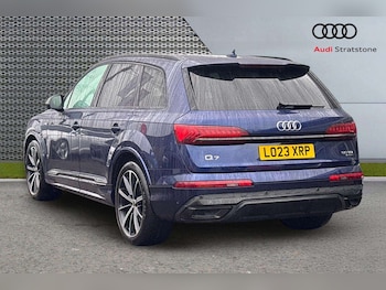 Used Audi Q7 2023 for sale - 76774353: Photo