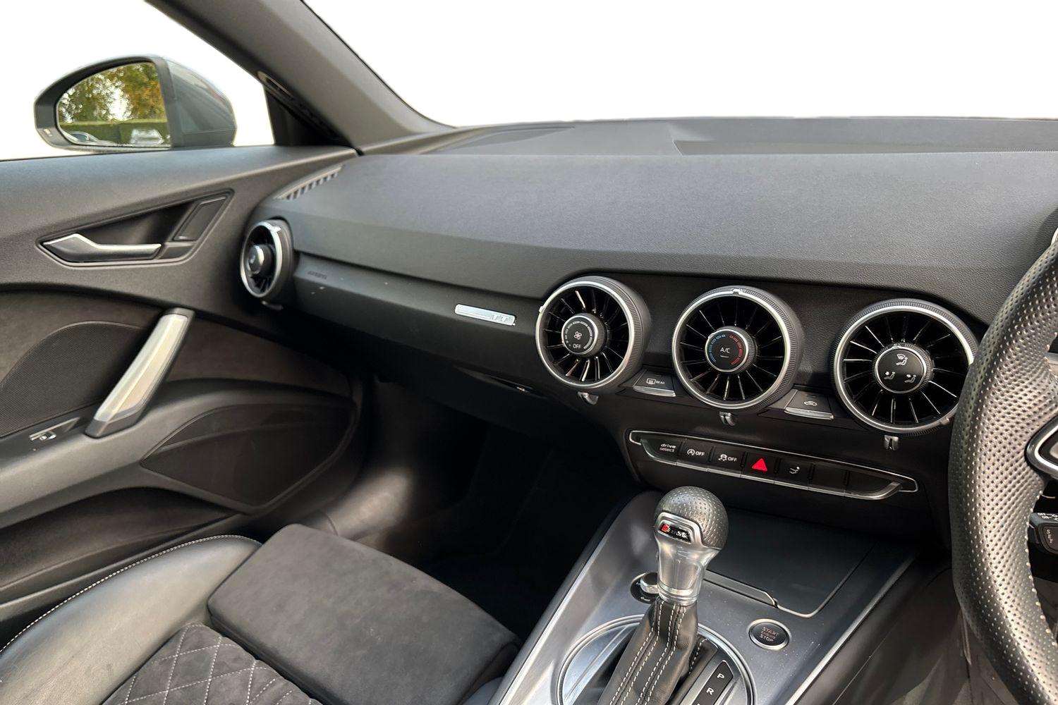 Used Audi TT 2023 for sale - 76648833: Photo 19