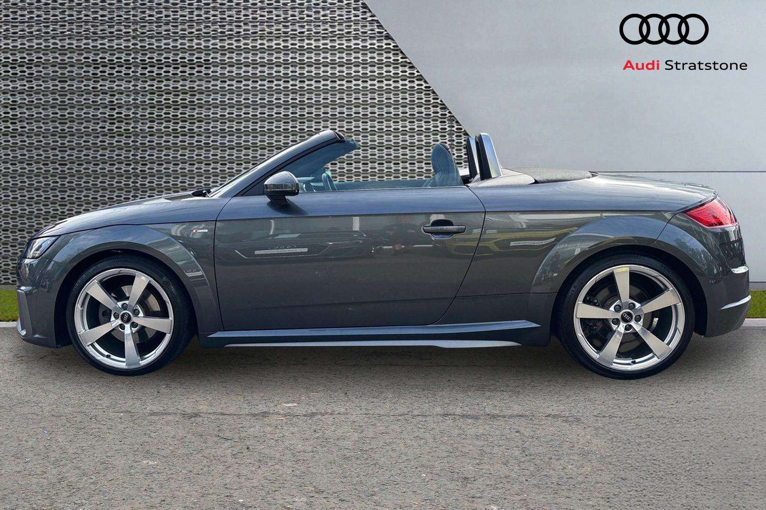 Used Audi TT 2023 for sale - 76648833: Photo 8