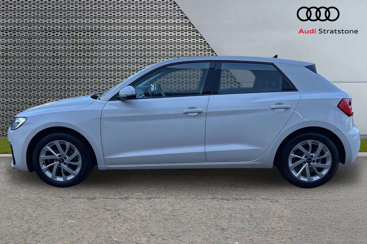 Used Audi A1 2023 for sale - 77727001: Photo 8