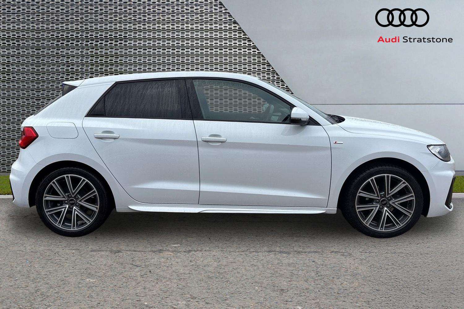 Used Audi A1 2023 for sale - 77661225: Photo 4