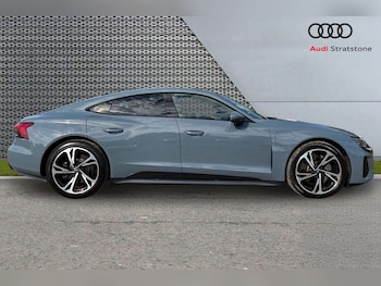 Used Audi e-tron GT 2021 for sale - 79364486: Photo