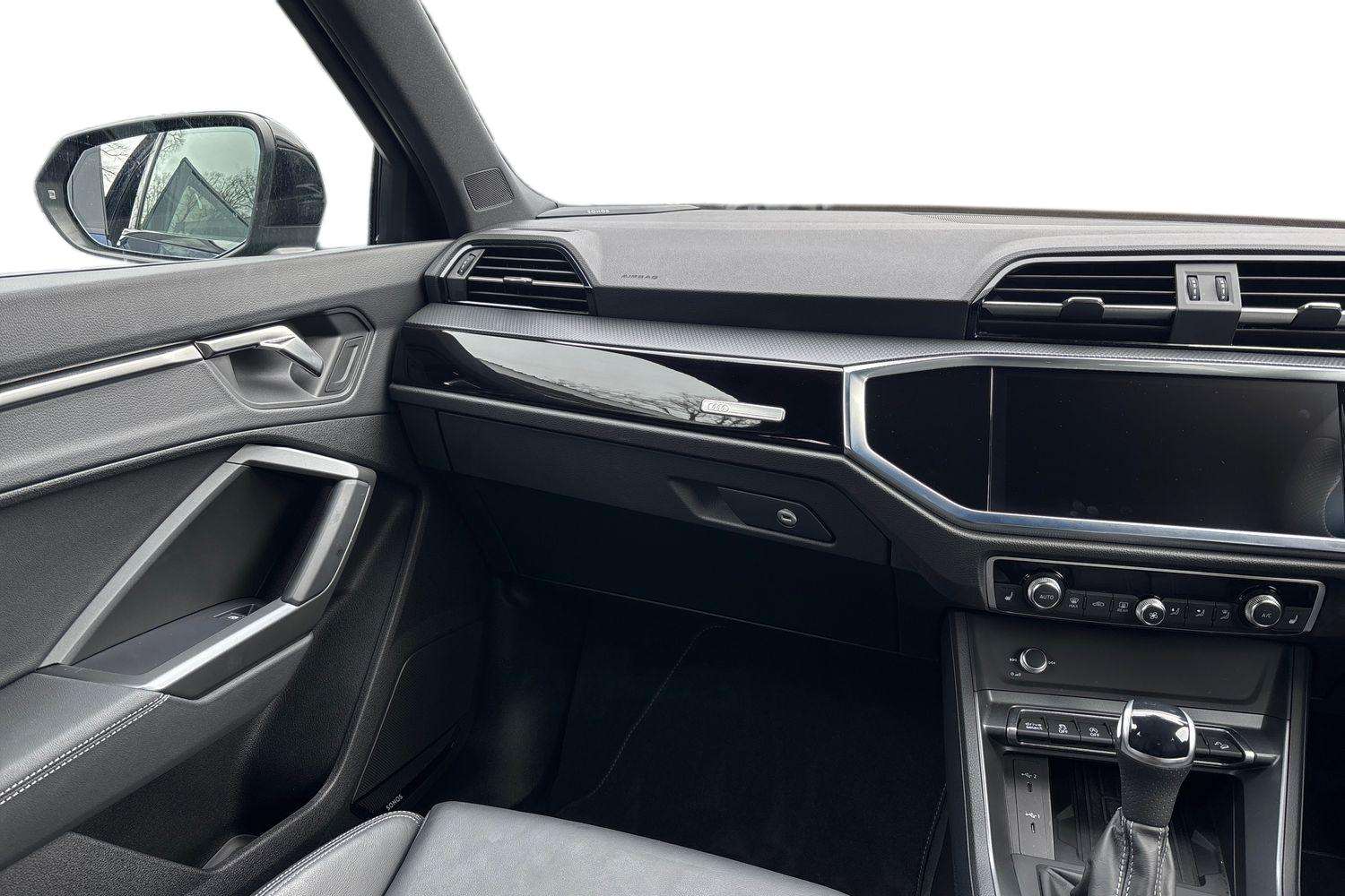 Used Audi Q3 2024 for sale - 77601136: Photo 19