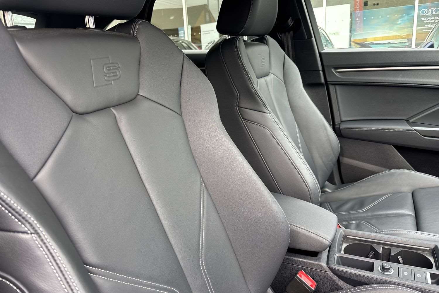 Used Audi Q3 2024 for sale - 77601136: Photo 32