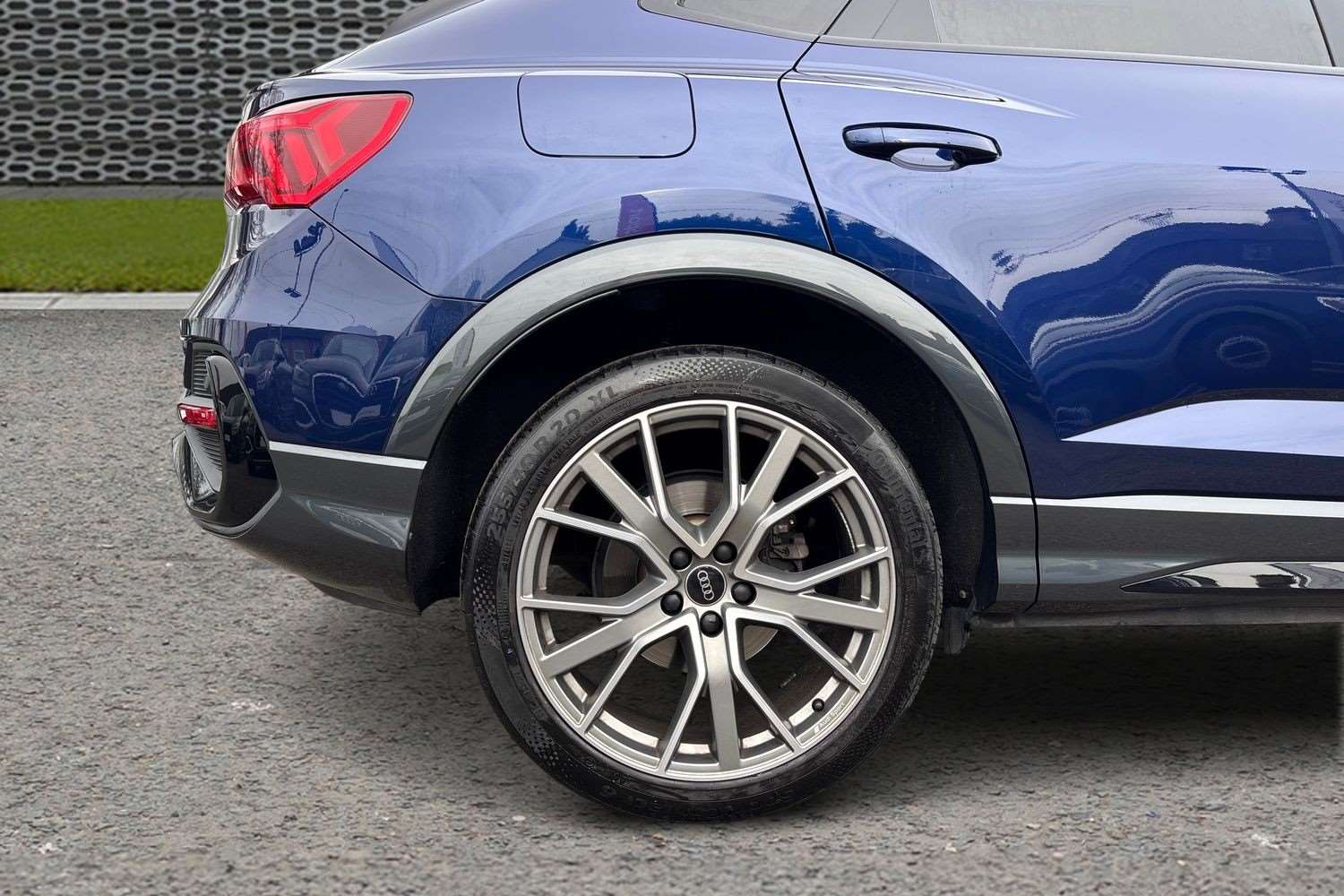 Used Audi Q3 2024 for sale - 77601136: Photo 9