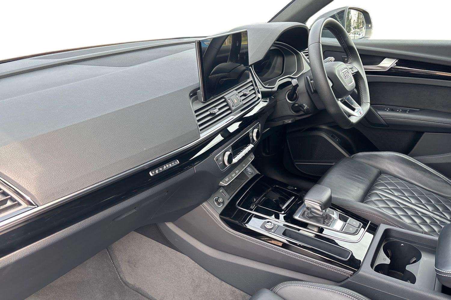 Used Audi Q5 2023 for sale - 77756560: Photo 2