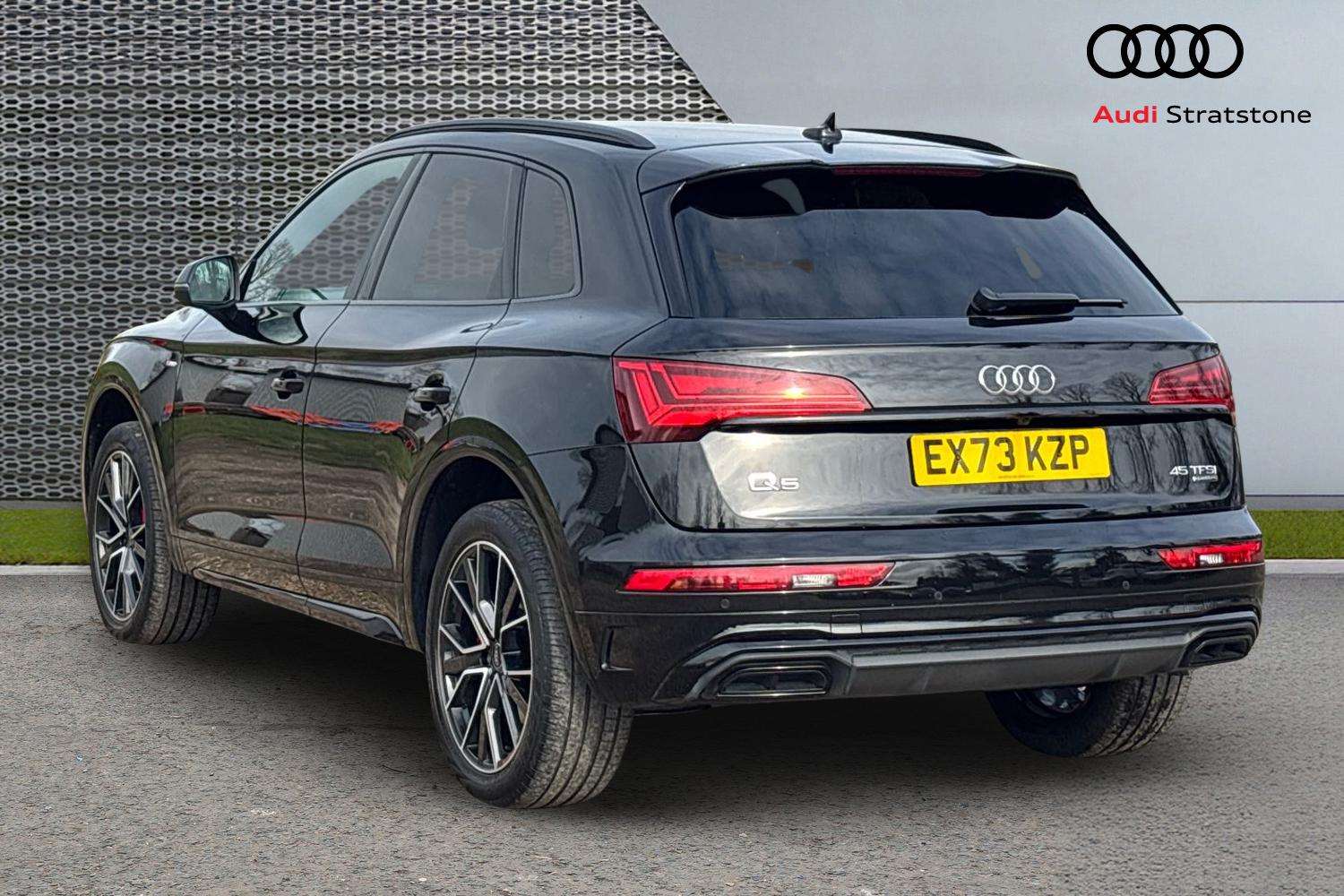 Used Audi Q5 2023 for sale - 77756560: Photo 3