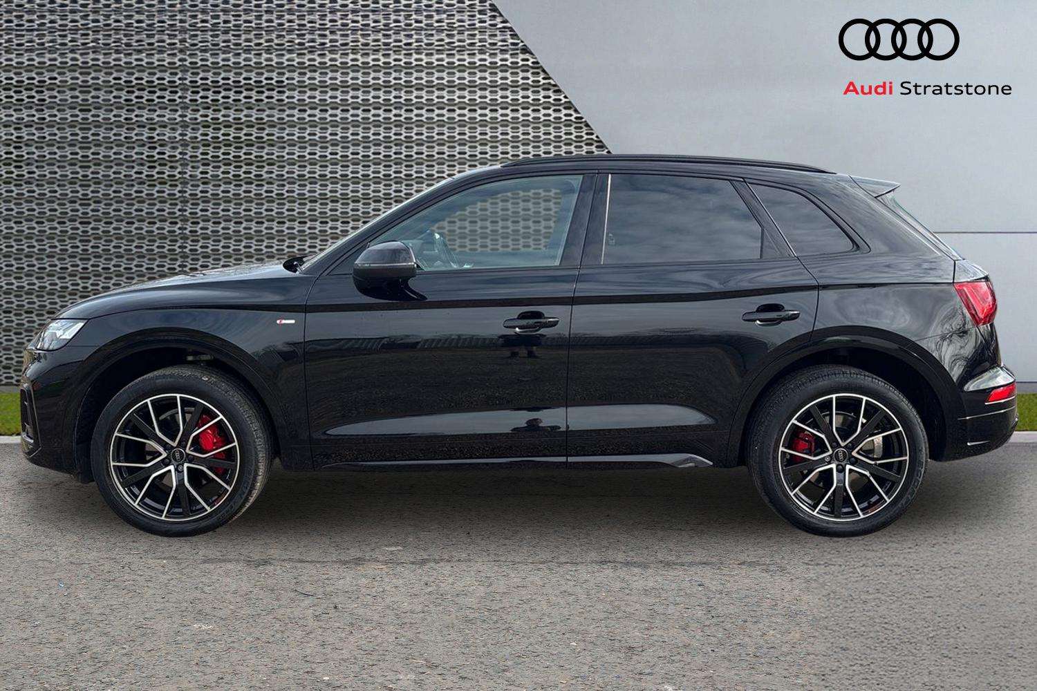 Used Audi Q5 2023 for sale - 77756560: Photo 8