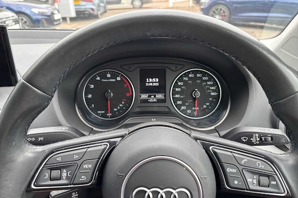 Used Audi Q2 2021 for sale - 75661317: Photo 17