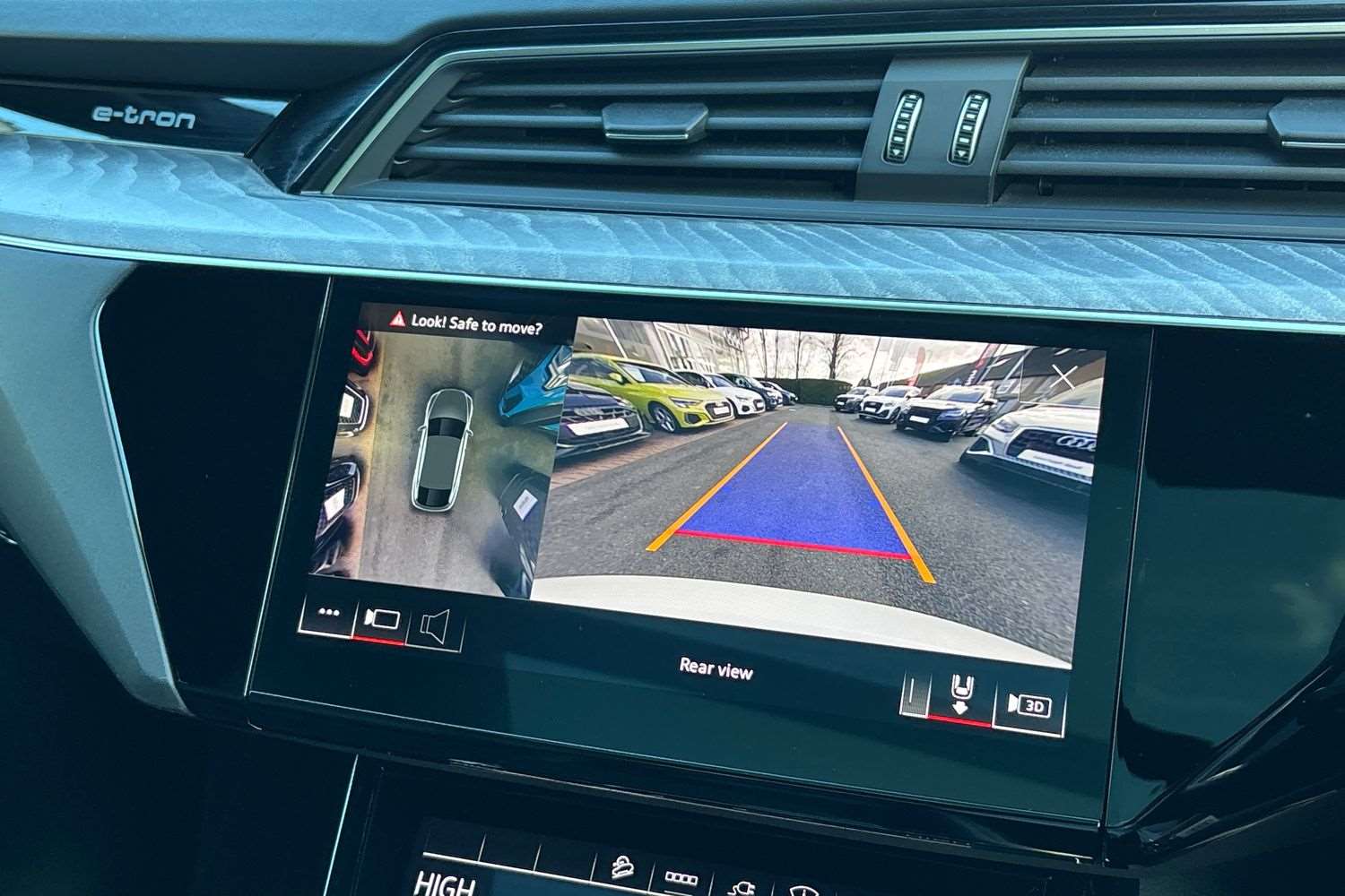 Used Audi e-tron 2022 for sale - 77158394: Photo 26