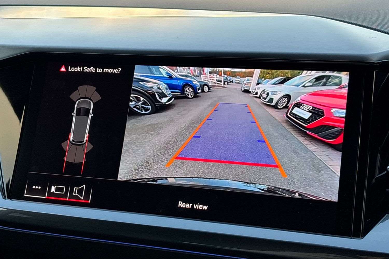 Used Audi Q4 e-tron for sale - 77661170: Photo 26