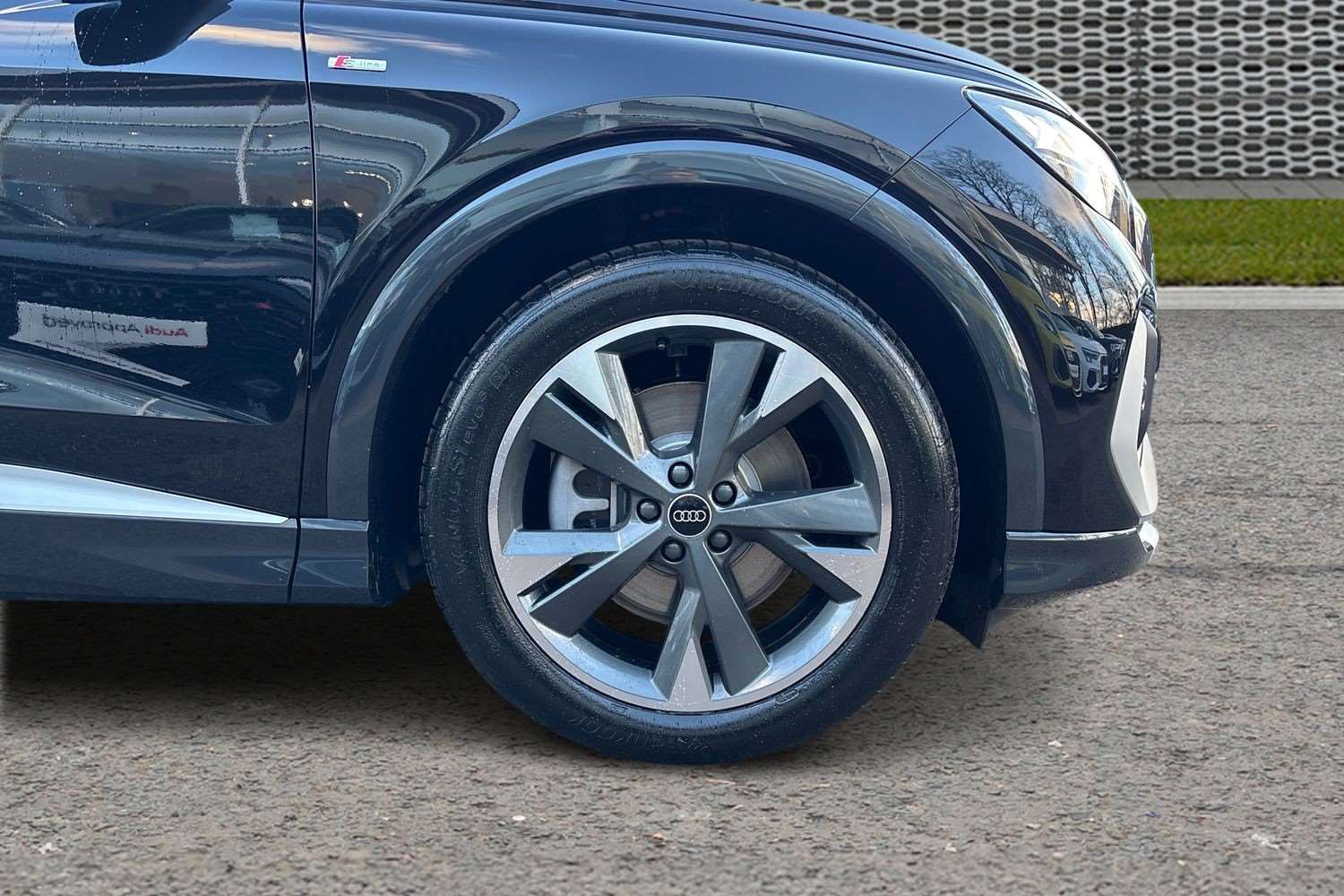 Used Audi Q4 e-tron for sale - 77661170: Photo 5