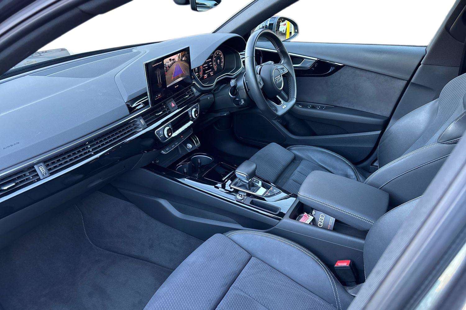 Used Audi A4 2023 for sale - 77726792: Photo 2