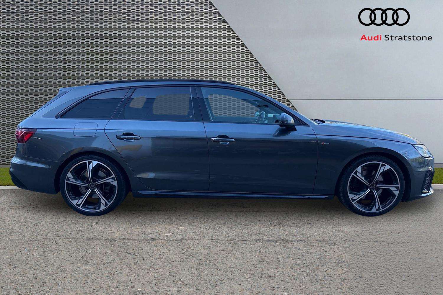 Used Audi A4 2023 for sale - 77726792: Photo 4