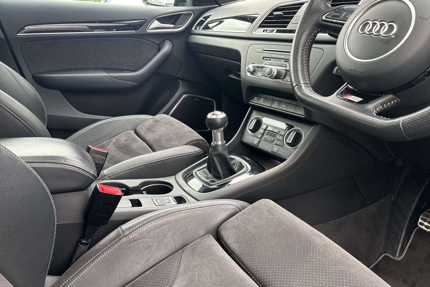 Used Audi Q3 2018 for sale - 77983283: Photo 16