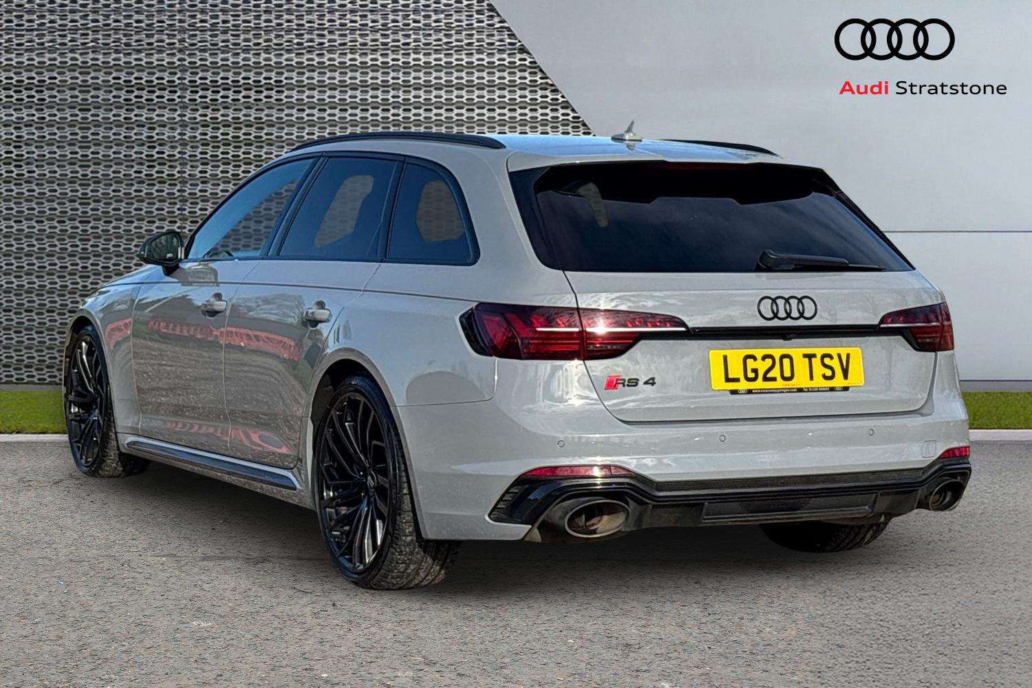 Used Audi RS4 2020 for sale - 76487990: Photo 3