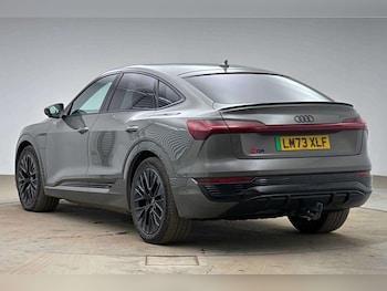 Used Audi Q8 2023 for sale - 78924965: Photo