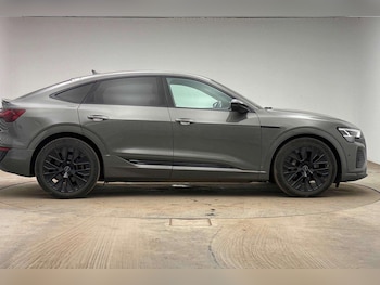 Used Audi Q8 2023 for sale - 78924965: Photo