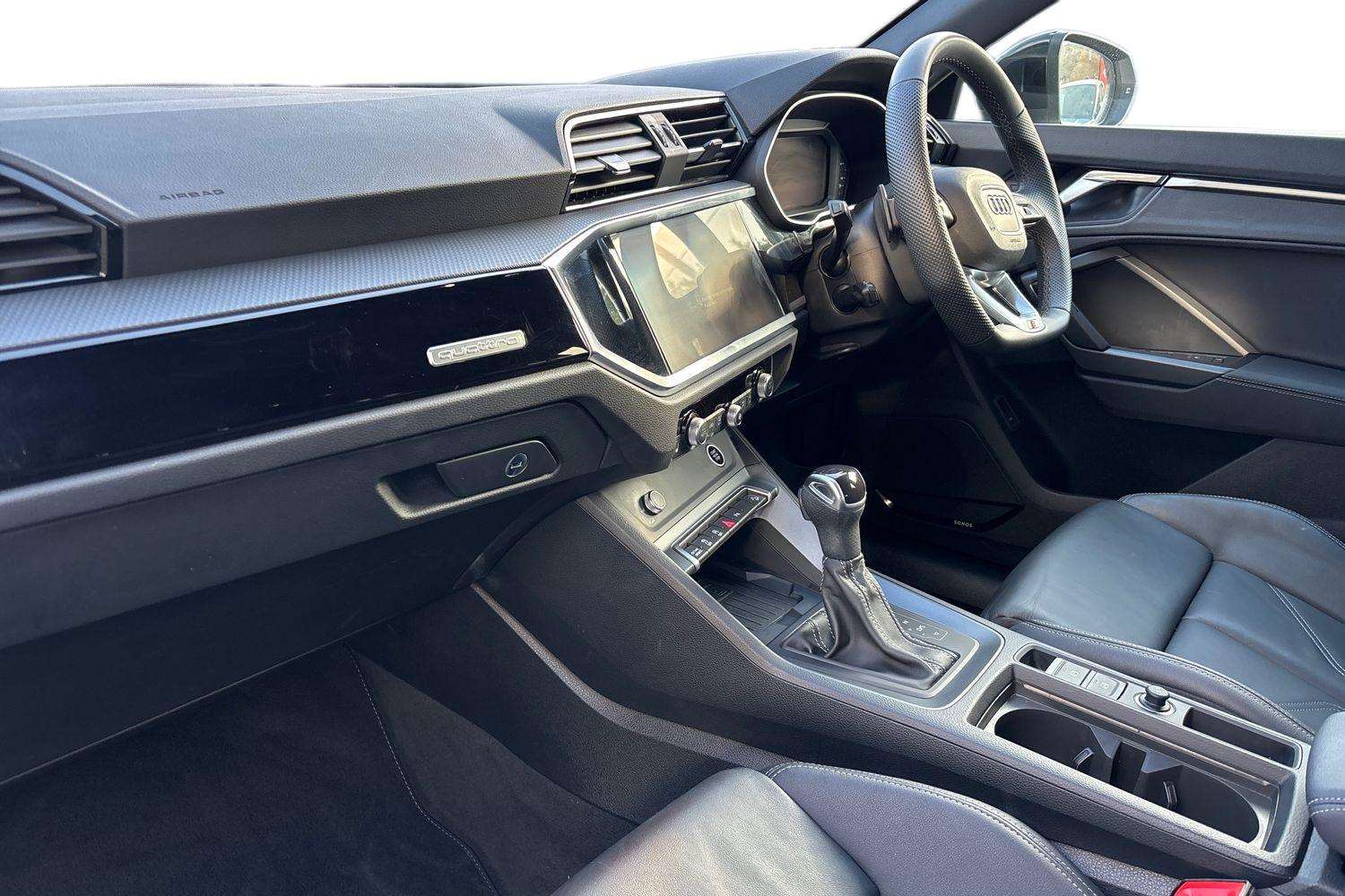 Used Audi Q3 2025 for sale - 76576061: Photo 2