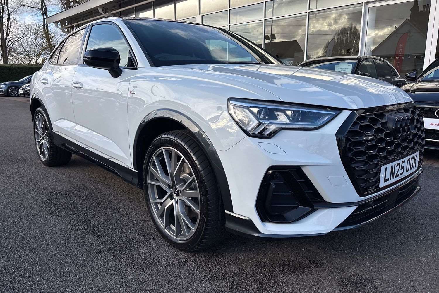 Used Audi Q3 2025 for sale - 76576061: Photo 35