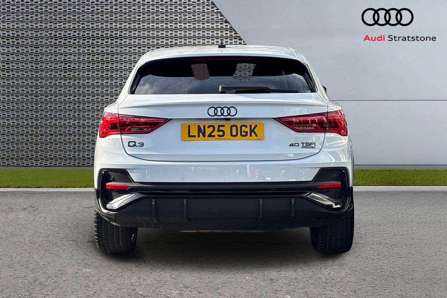 Used Audi Q3 2025 for sale - 76576061: Photo 7